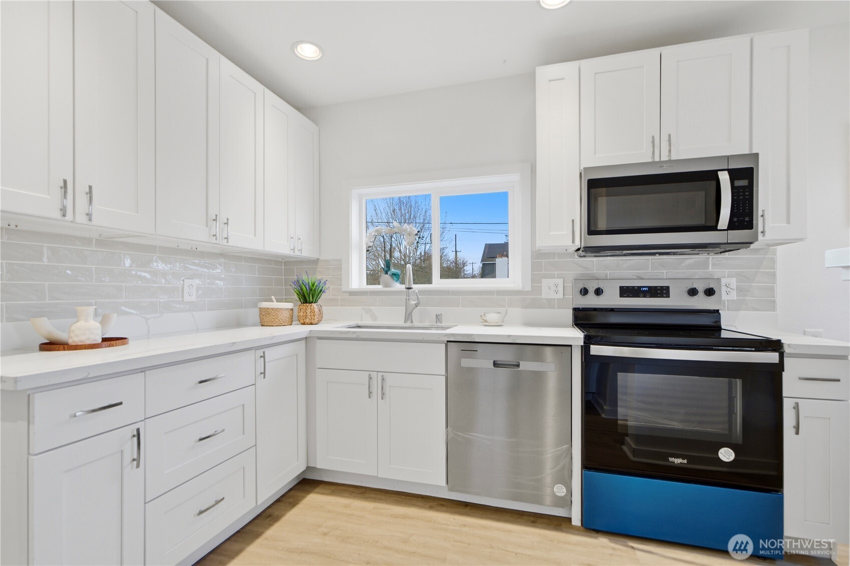 3908 Southwest Hanford Street, Unit A Seattle, WA 98116 - Photo 10 of 18