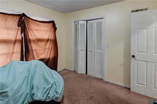 $245,000 | 12718 Oakland Avenue, Grandview, MO 64030