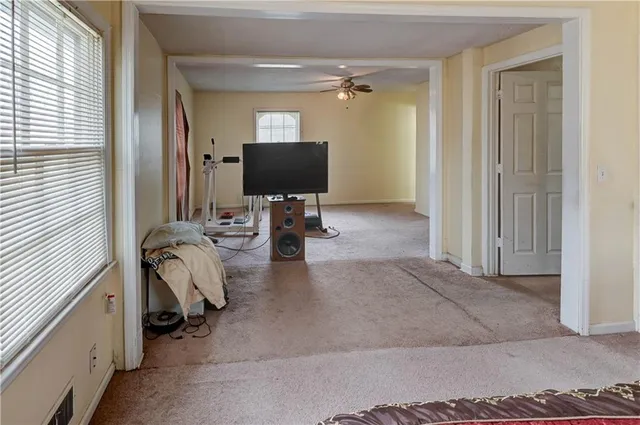 $245,000 | 12718 Oakland Avenue, Grandview, MO 64030