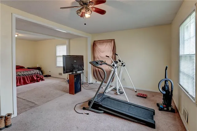 $245,000 | 12718 Oakland Avenue, Grandview, MO 64030