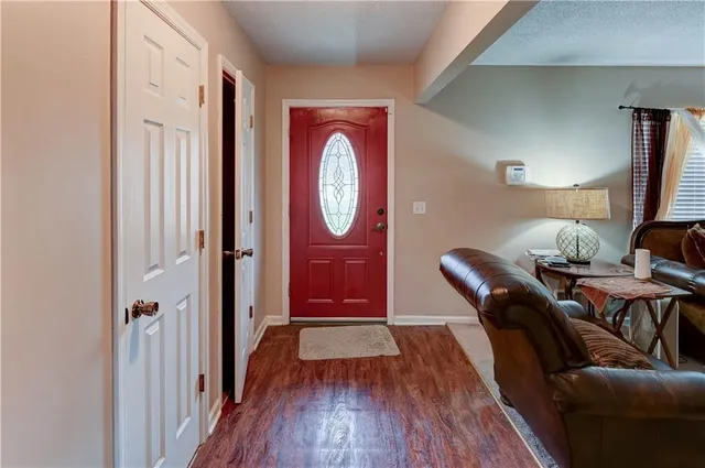 $245,000 | 12718 Oakland Avenue, Grandview, MO 64030