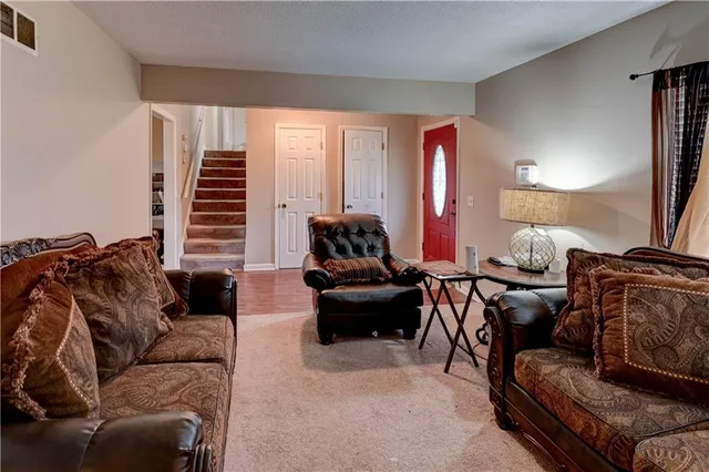 $245,000 | 12718 Oakland Avenue, Grandview, MO 64030