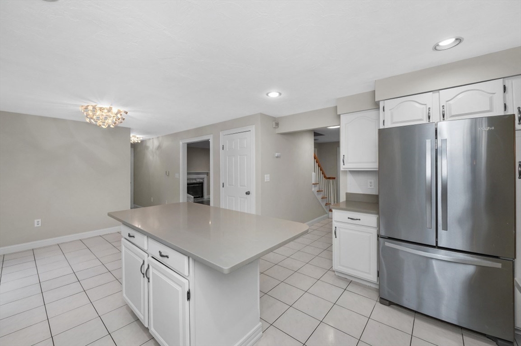 2 Minuteman Lane Wellesley, MA 02481 - Photo 17 of 39