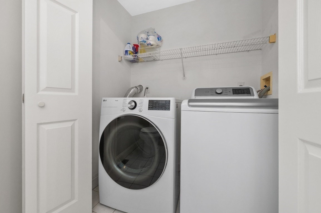 2 Minuteman Lane Wellesley, MA 02481 - Photo 20 of 39