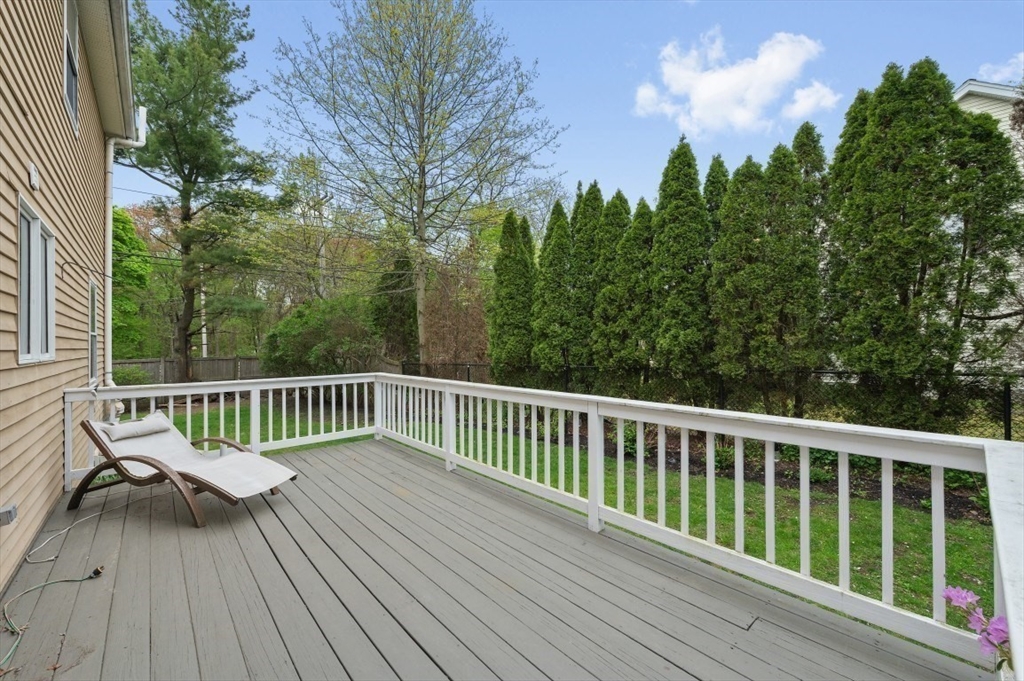 2 Minuteman Lane Wellesley, MA 02481 - Photo 21 of 39