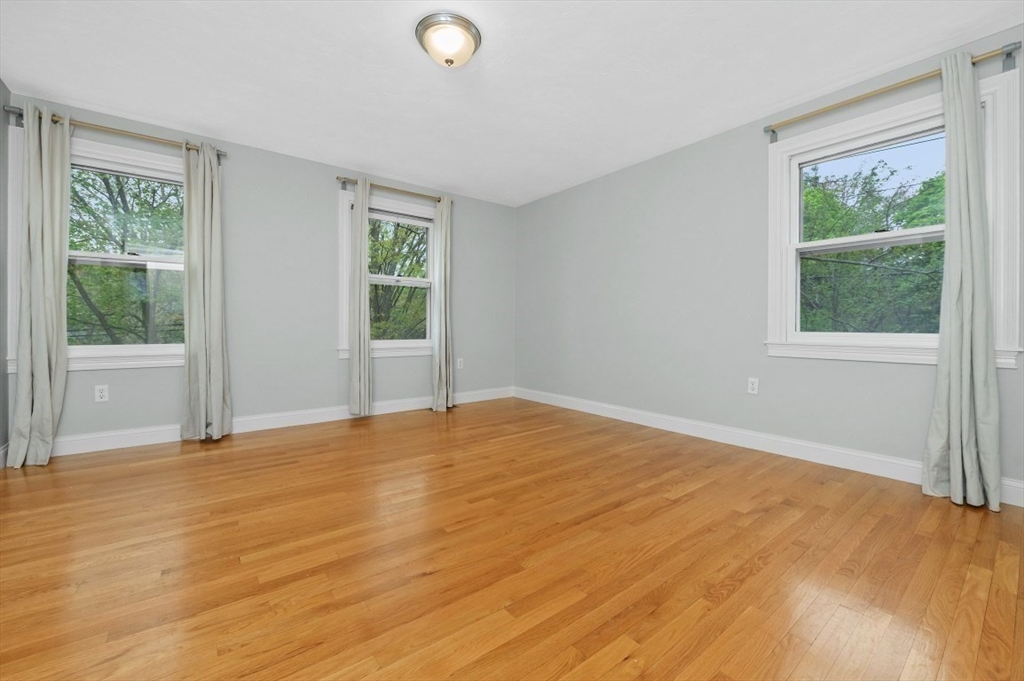 2 Minuteman Lane Wellesley, MA 02481 - Photo 27 of 39