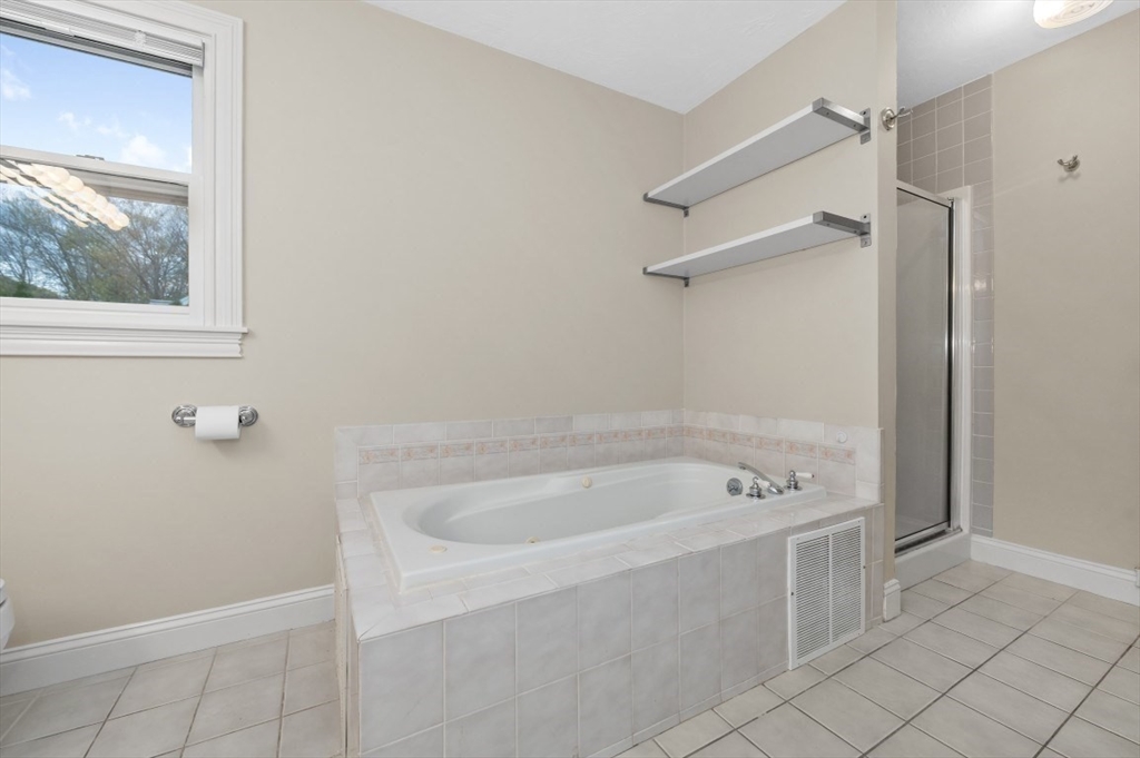 2 Minuteman Lane Wellesley, MA 02481 - Photo 30 of 39