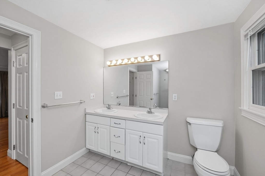 2 Minuteman Lane Wellesley, MA 02481 - Photo 31 of 39