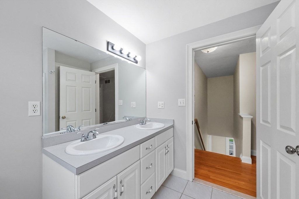2 Minuteman Lane Wellesley, MA 02481 - Photo 32 of 39