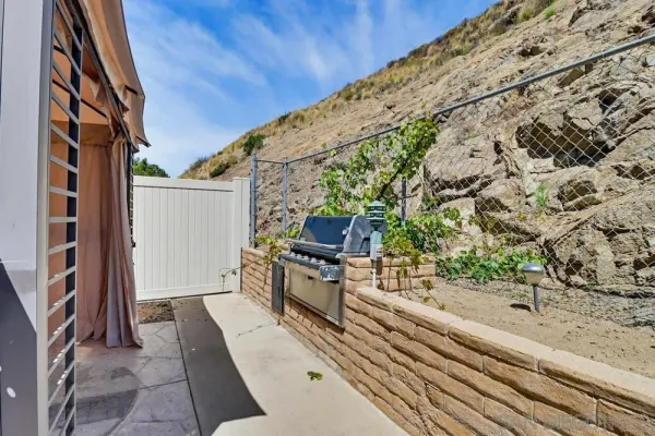 $999,900 | 10459 Santana Street, Santee, CA 92071