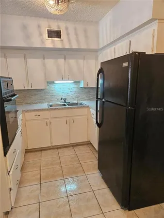 $1,200 | 2400 Franciscan Drive, Unit 44, Clearwater, FL 33763