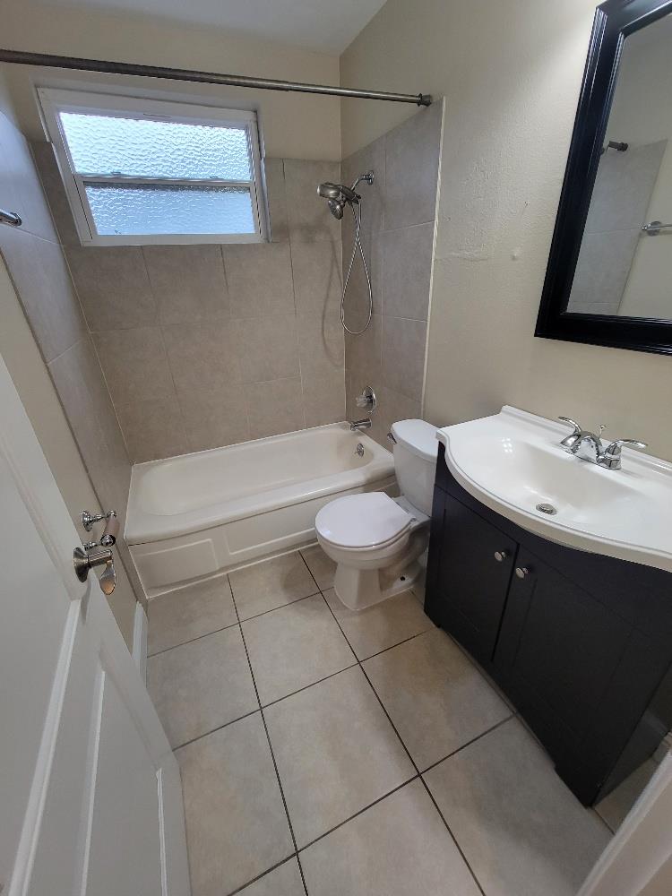 5913 Ashworth Way Carmichael, CA 95608 - Photo 13 of 13 HALL BATHROOM SHOWER OVER TUB UPDATED