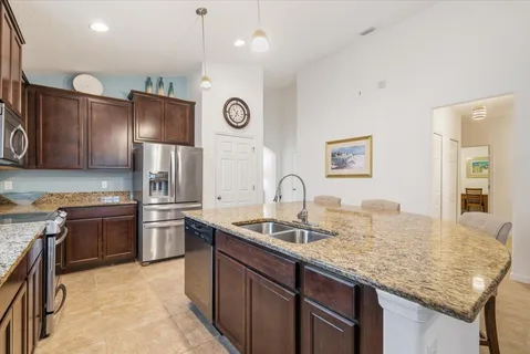 $489,000 | 2024 Albany Terrace Southwest, Vero Beach, FL 32968