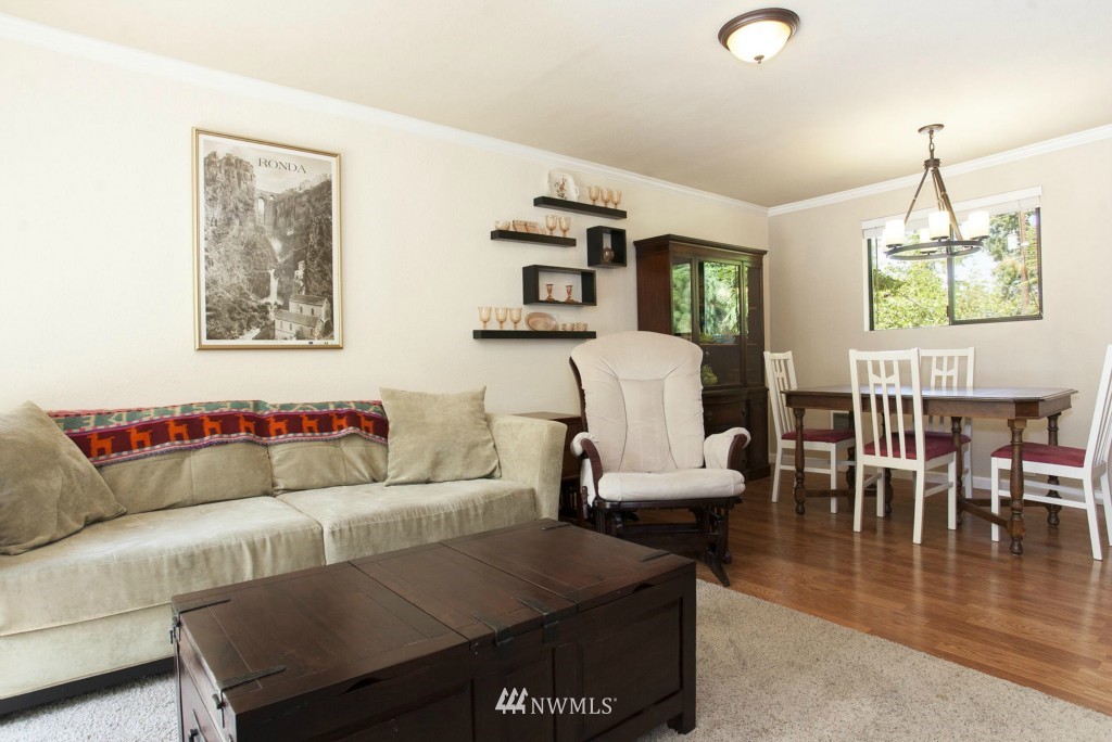 16649 Simonds Road Northeast Kenmore, WA 98028 - Photo 5 of 17