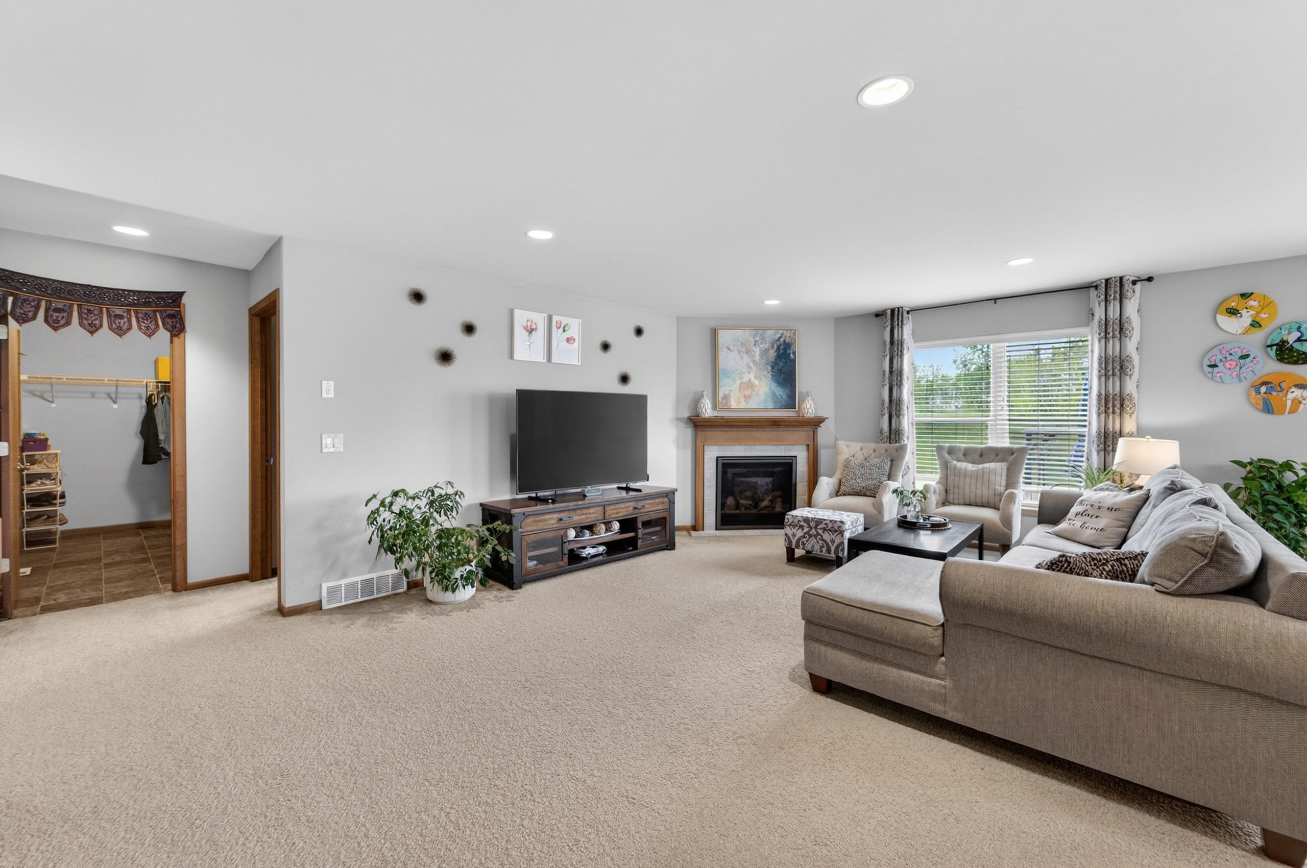 9 Rustling Birch Road Verona, WI 53593 - Photo 6 of 44