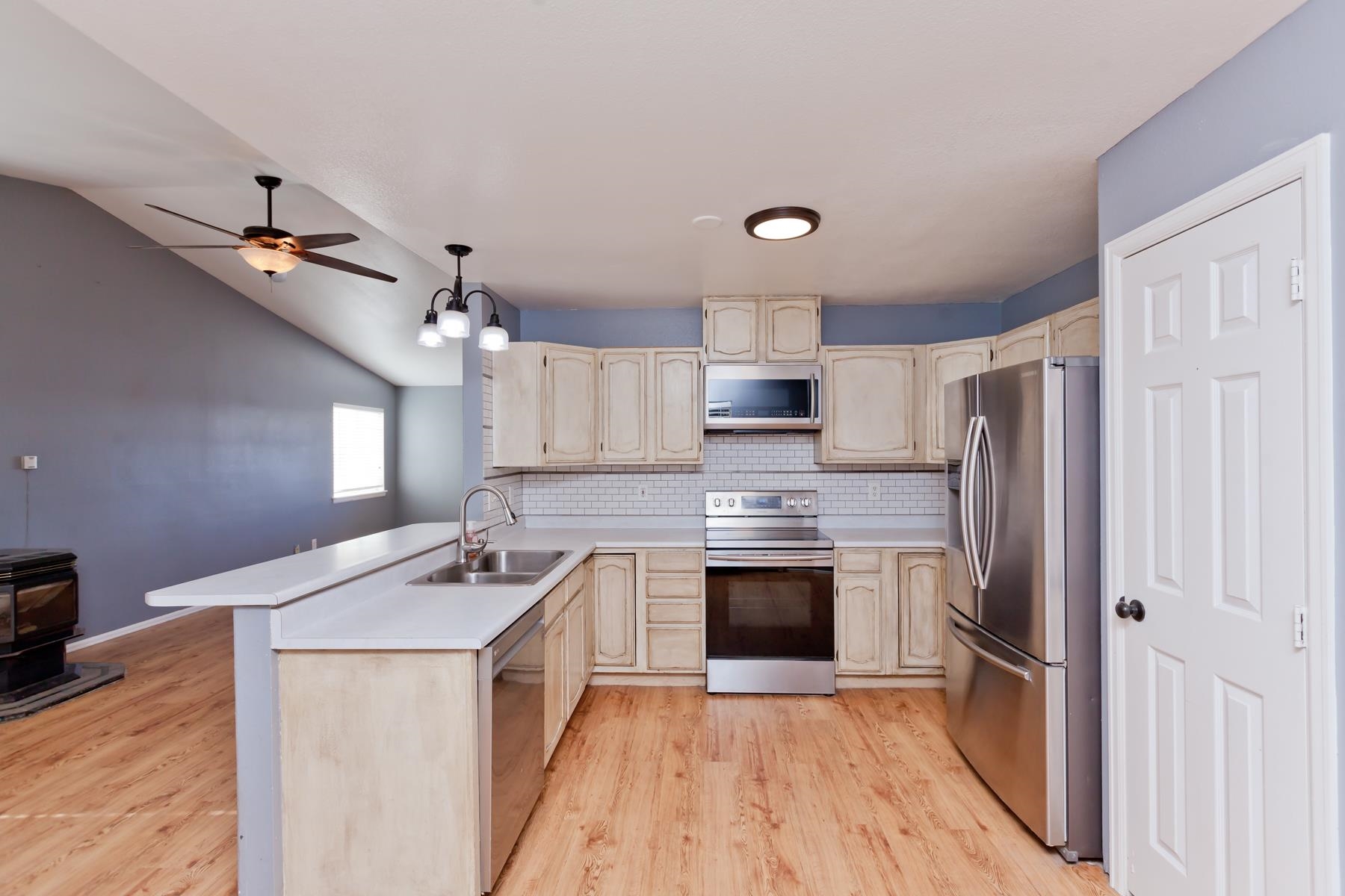 476 Rambling Acres Road Clifton, CO 81520 - Photo 8 of 42 Gallery Image 8
