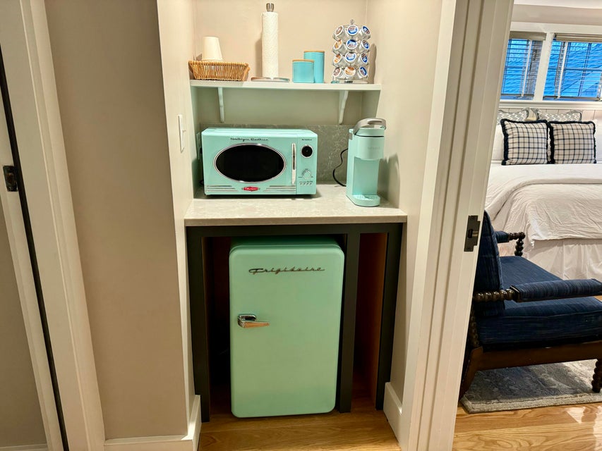 38 North Water Street, Unit R2 Edgartown, MA 02539 - Photo 28 of 38 Stylish retro-decor for the mini-fridge, microwave and coffee maker in Suite 2
