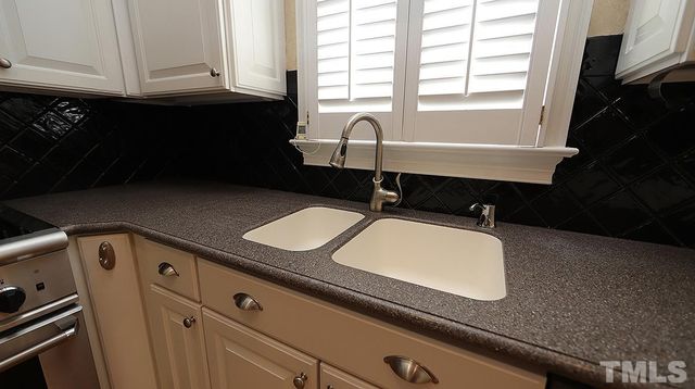 $585,000 | 113 Lions Gate Drive, Cary, NC 27518