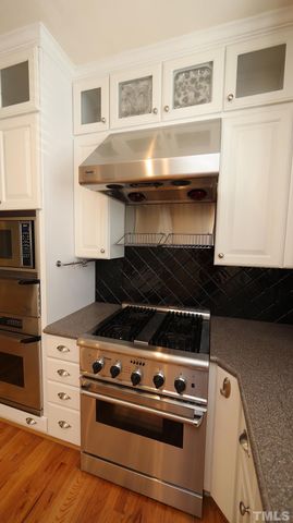 $585,000 | 113 Lions Gate Drive, Cary, NC 27518