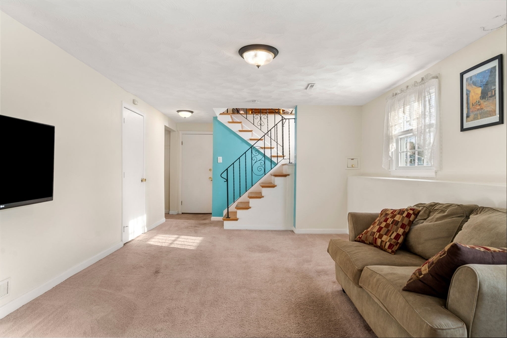 9 Harjean Road Billerica, MA 01821 - Photo 36 of 39