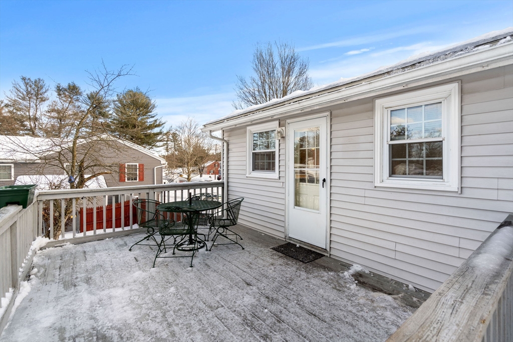 9 Harjean Road Billerica, MA 01821 - Photo 8 of 39