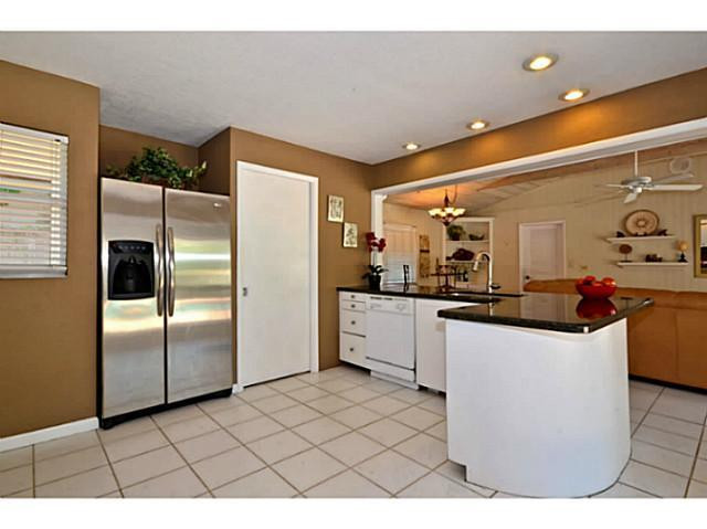 1240 Southwest 19th Street Boca Raton, FL 33486 - Photo 3 of 19 Kitchen