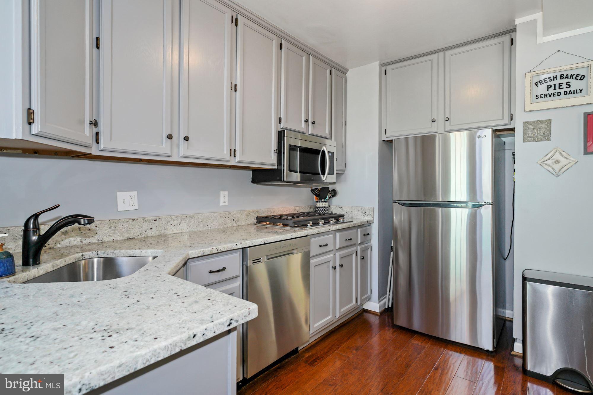 3139 Manor Road Falls Church, VA 22042 - Photo 15 of 31 Kitchen