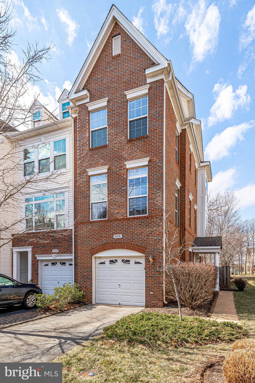 20391 Bass Rocks Terrace Ashburn, VA 20147 - Photo 3 of 41