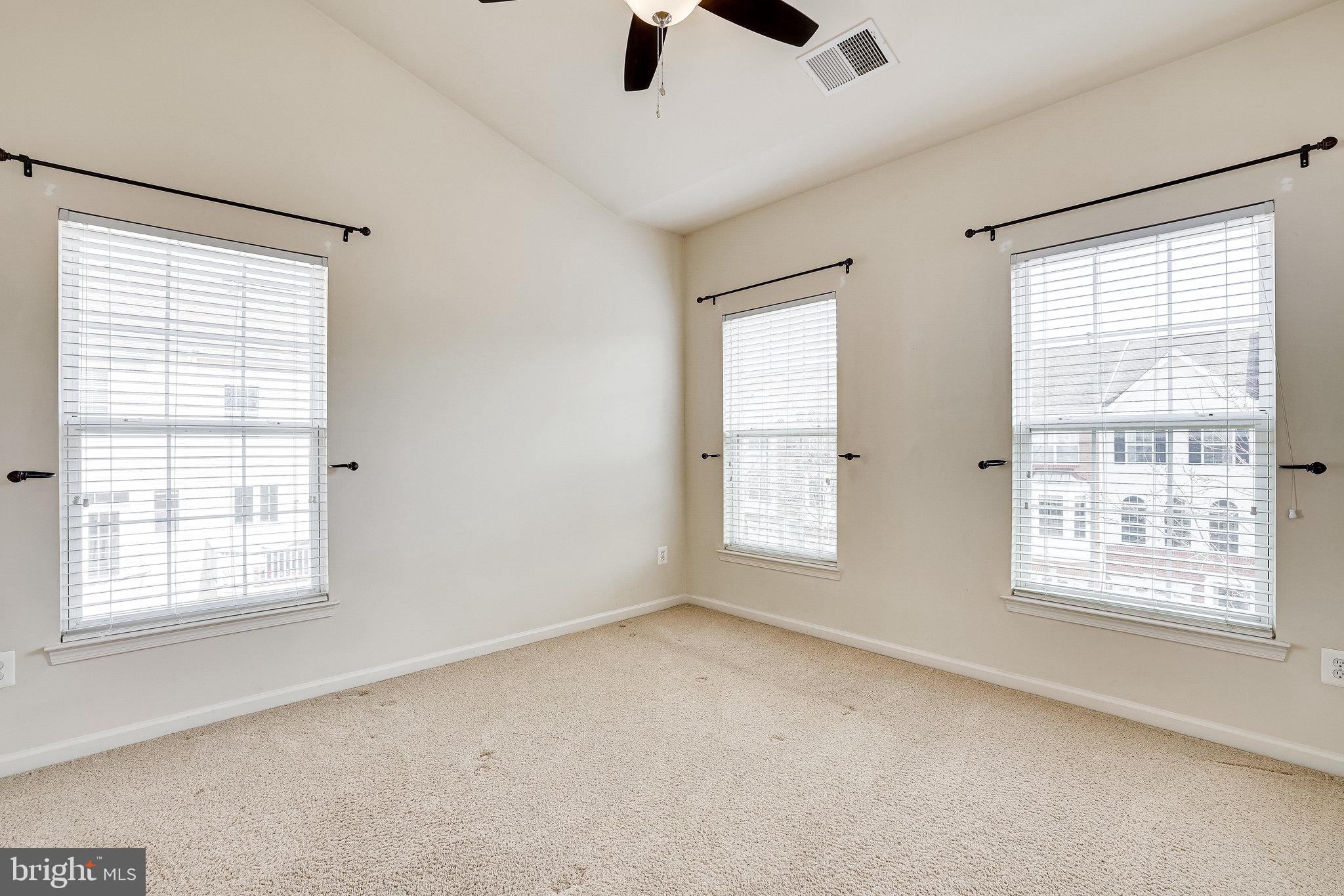20391 Bass Rocks Terrace Ashburn, VA 20147 - Photo 31 of 41