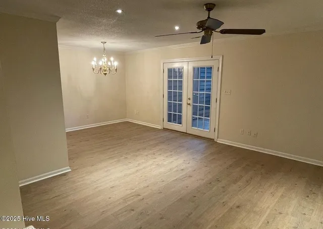 $1,400 | 904 Persimmon Place, Winterville, NC 28590