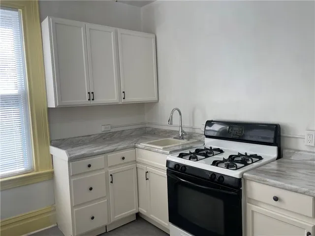 $1,100 | 120 1st Street, Unit 2, Aspinwall, PA 15215