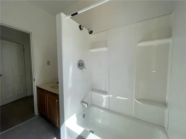 $1,100 | 120 1st Street, Unit 2, Aspinwall, PA 15215