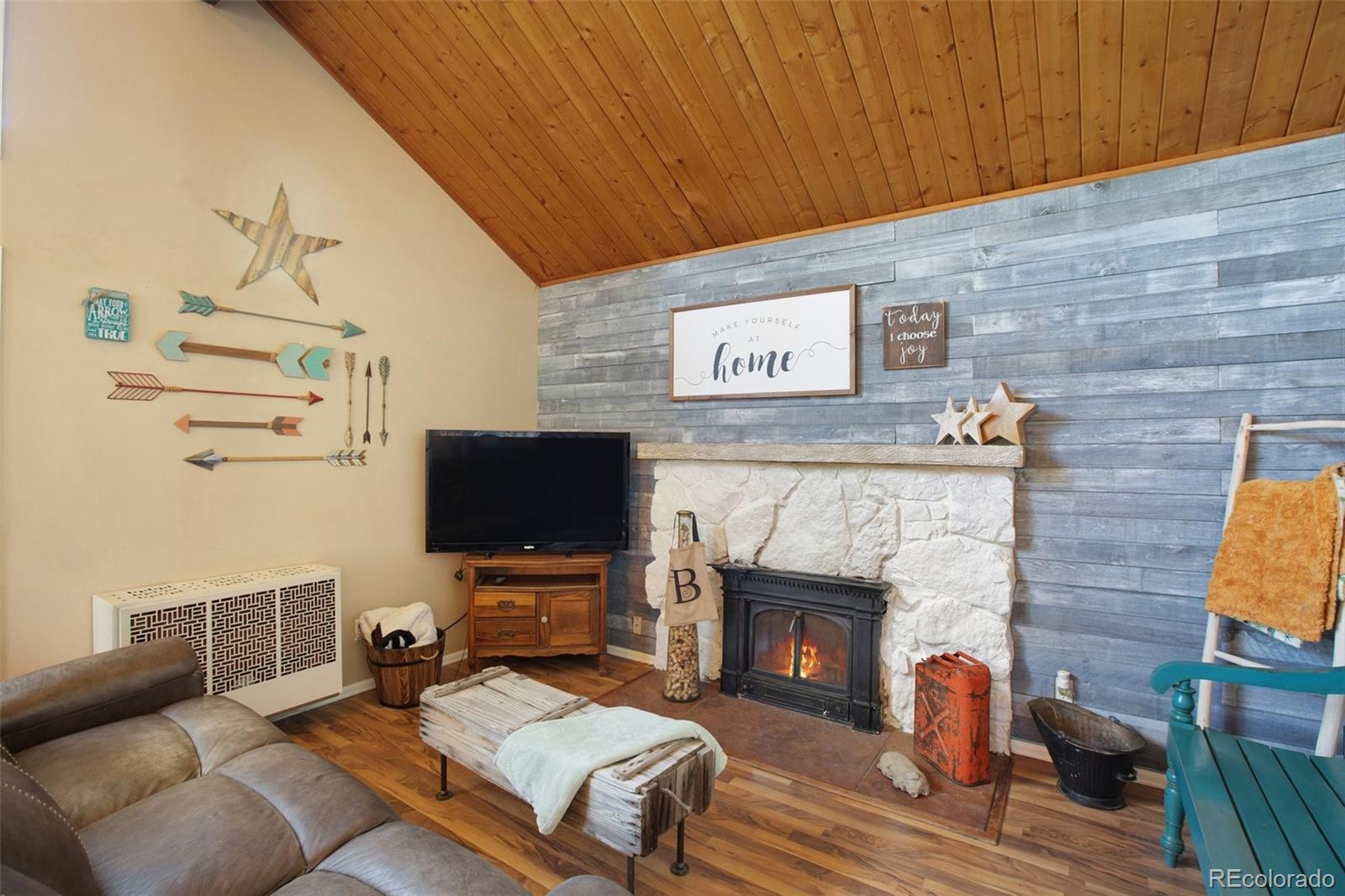 292 Quartz Road Florissant, CO 80816 - Photo 11 of 40