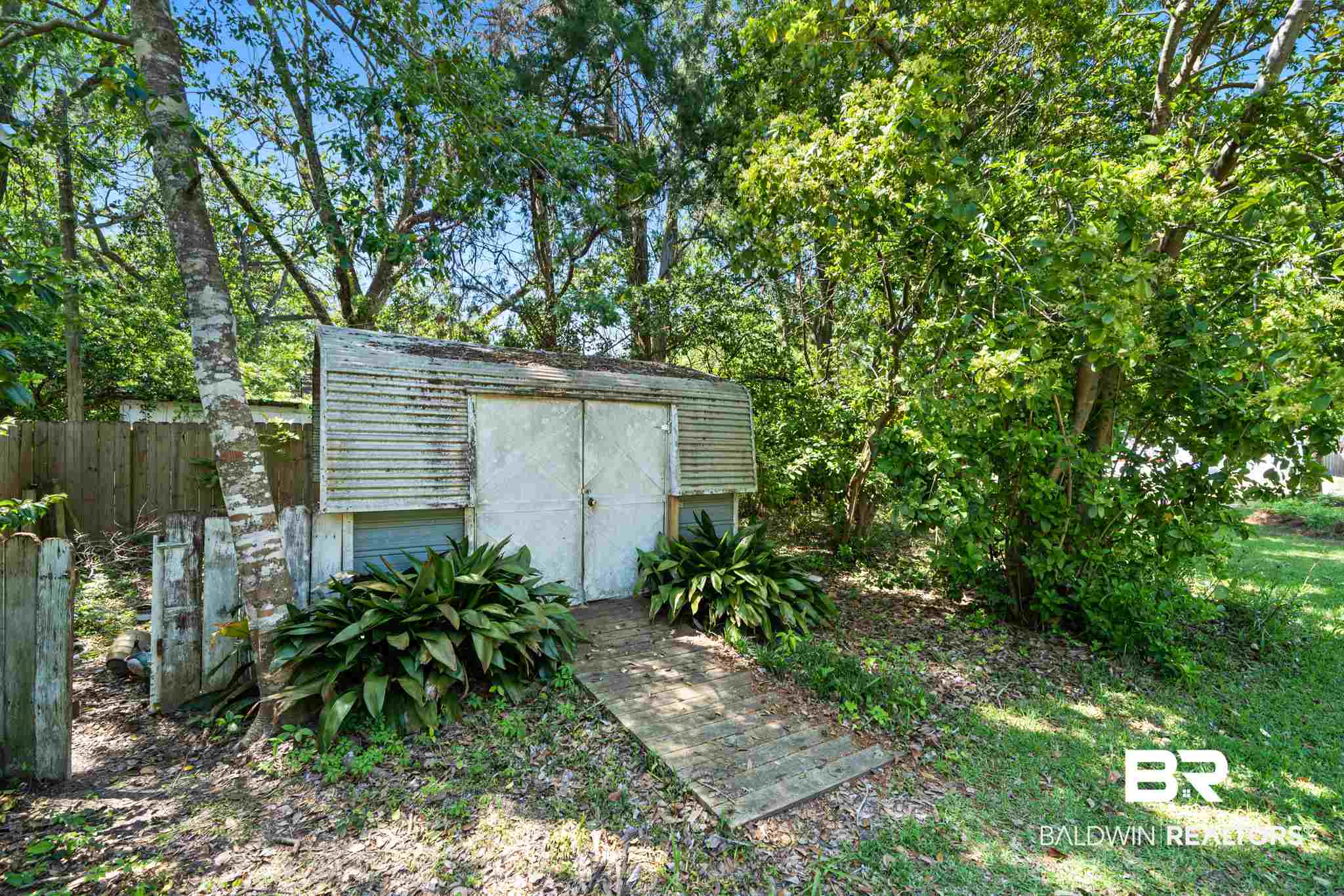 406 Nichols Avenue Fairhope, AL 36532 - Photo 23 of 24 Storage Shed