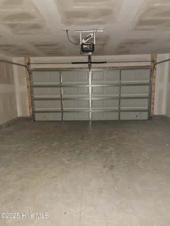 $2,100 | 1213 Fowler Drive, Greenville, NC 27834