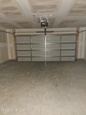 $2,300 | 1213 Fowler Drive, Greenville, NC 27834