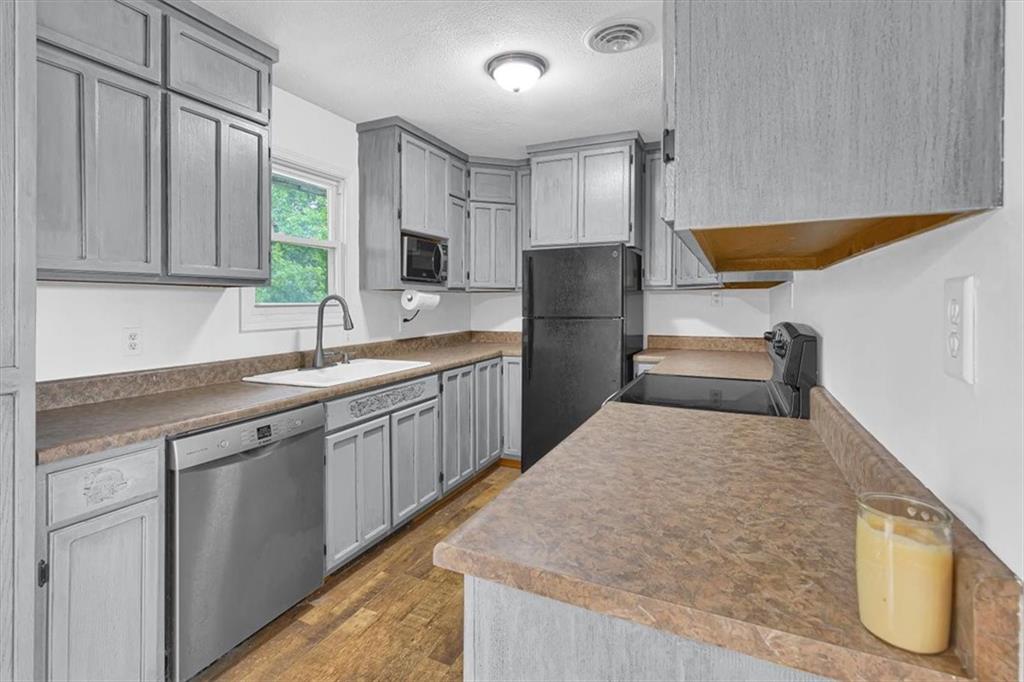 6527 Southeast Smith Road Cameron, MO 64429 - Photo 28 of 48