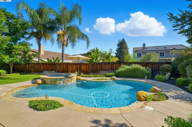 $1,198,800 | 1865 La Fonte Court, Brentwood, CA 94513