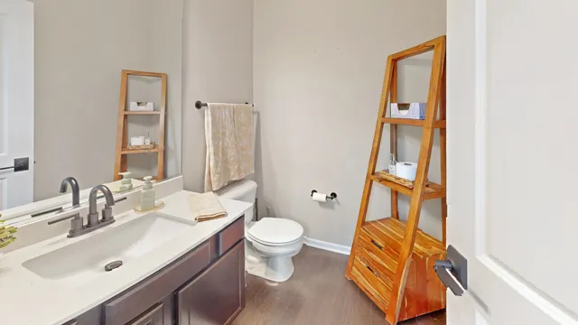 $443,900 | 30-w085 Brayman Court, Aurora, IL 60502