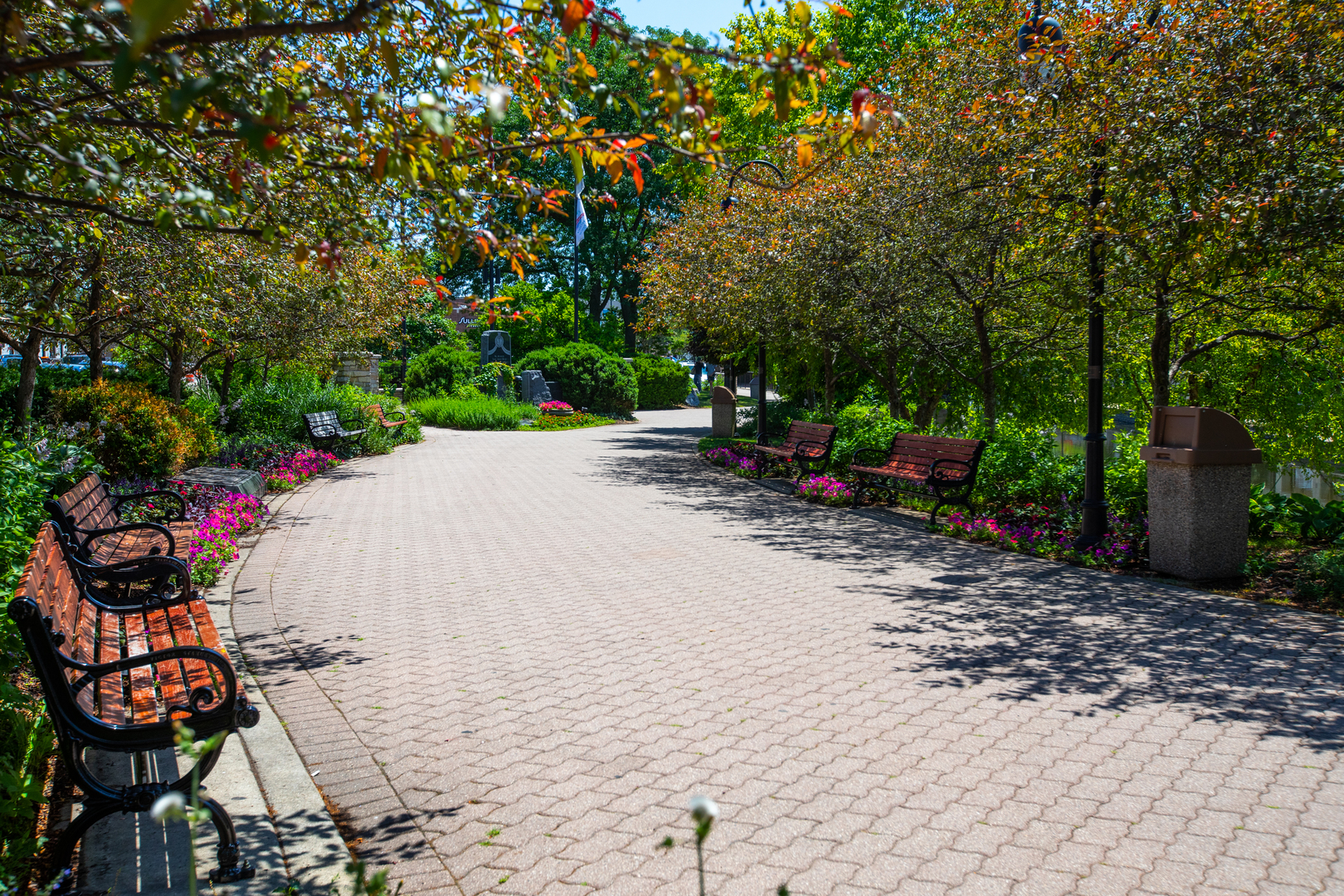 436 East Hillside Road Naperville, IL 60540 - Photo 55 of 59 a view of outdoor space and patio