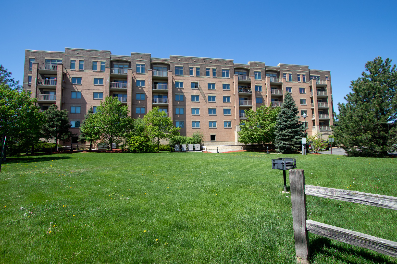 77 North Wolf Road, Unit 509 Northlake, IL 60164 - Photo 29 of 30 Gallery Image 29