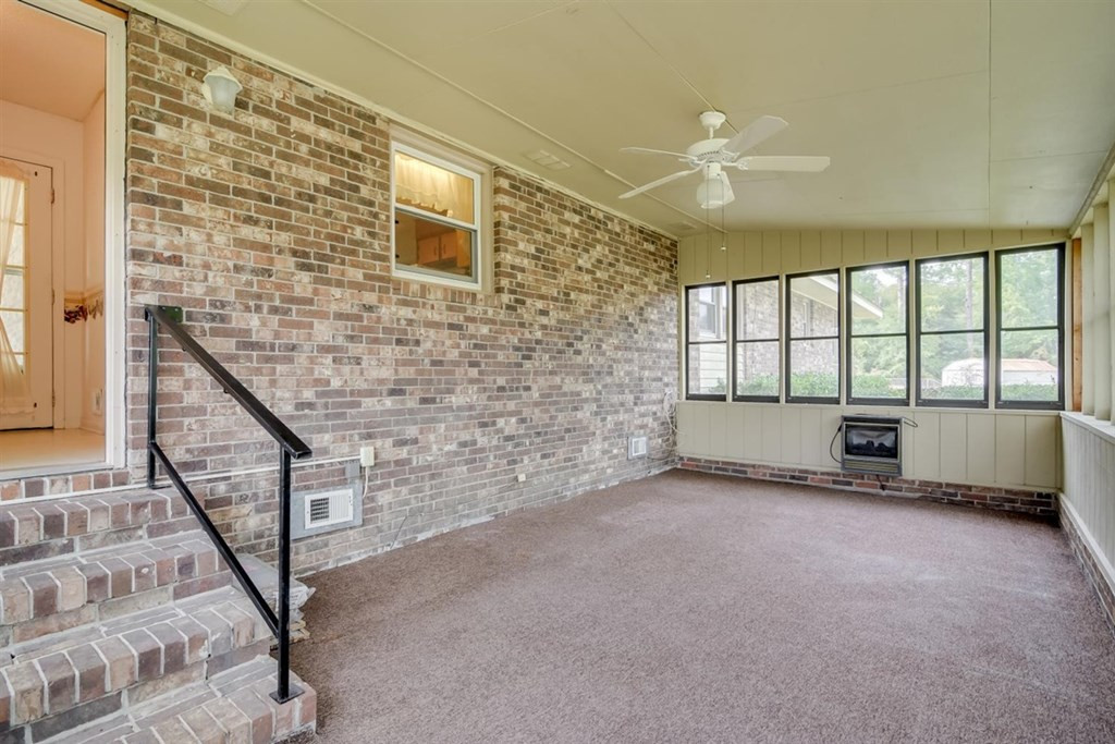 280 Marcia Street Williston, SC 29853 - Photo 19 of 33