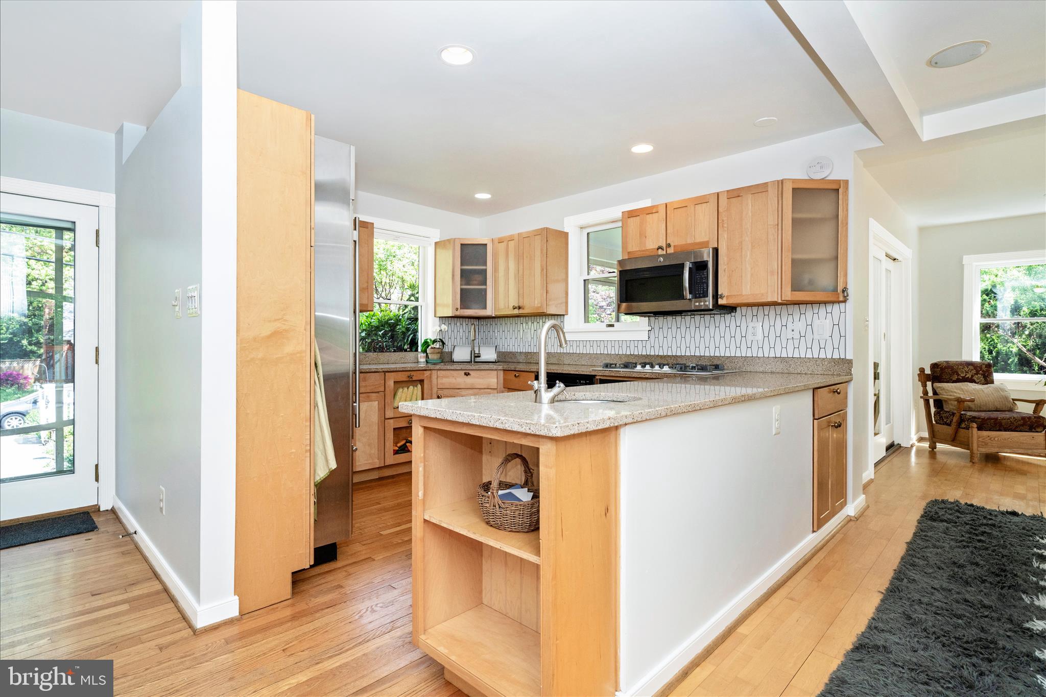 9300 Mintwood Street Silver Spring, MD 20901 - Photo 13 of 115 Kitchen