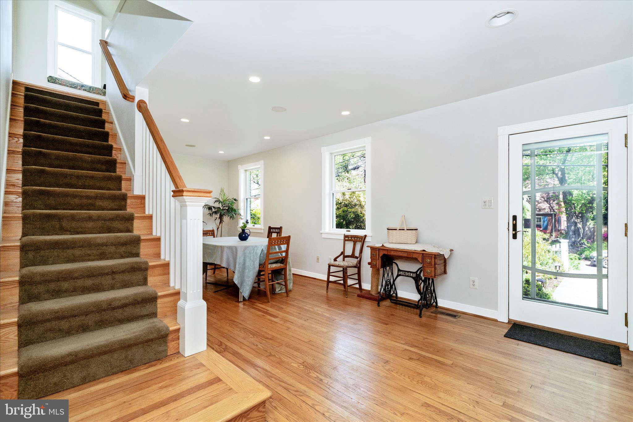 9300 Mintwood Street Silver Spring, MD 20901 - Photo 67 of 115 Dining Area