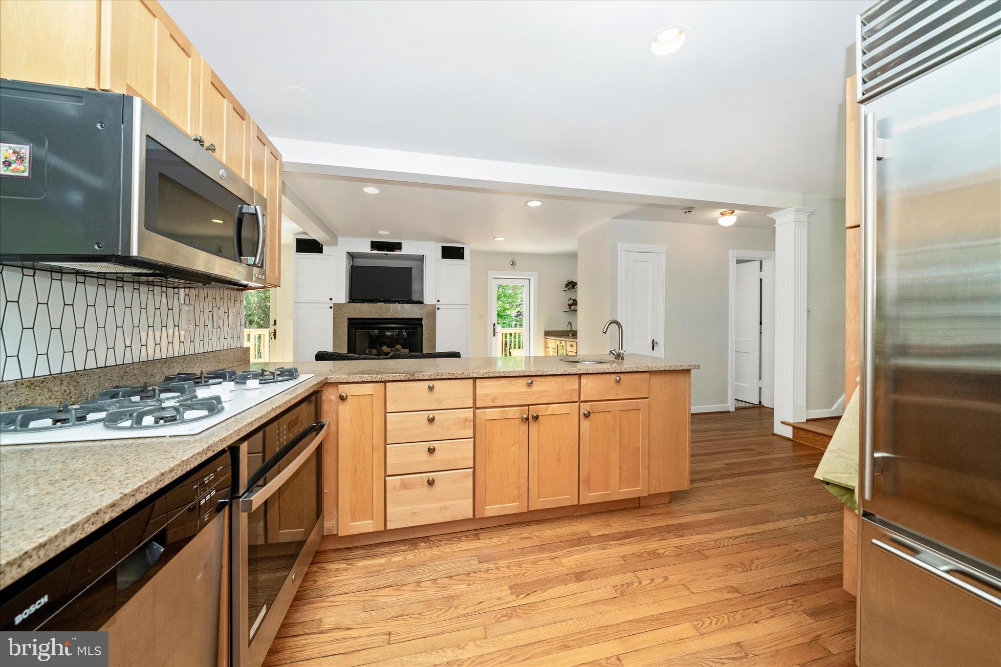 9300 Mintwood Street Silver Spring, MD 20901 - Photo 9 of 115 Kitchen