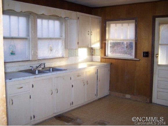 511 Highway 221 Rutherfordton, NC 28139 - Photo 3 of 15