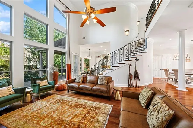 $695,000 | 340 Sandalwood Drive, Mandeville, LA 70448