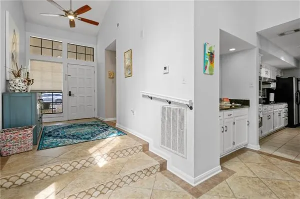 $1,900 | 645 Tete Lours Drive, Unit 1, Mandeville, LA 70471