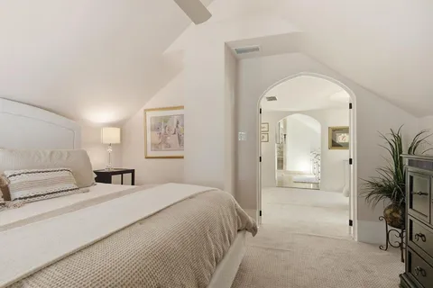$1,250,000 | 888 16th Avenue North, St. Petersburg, FL 33704