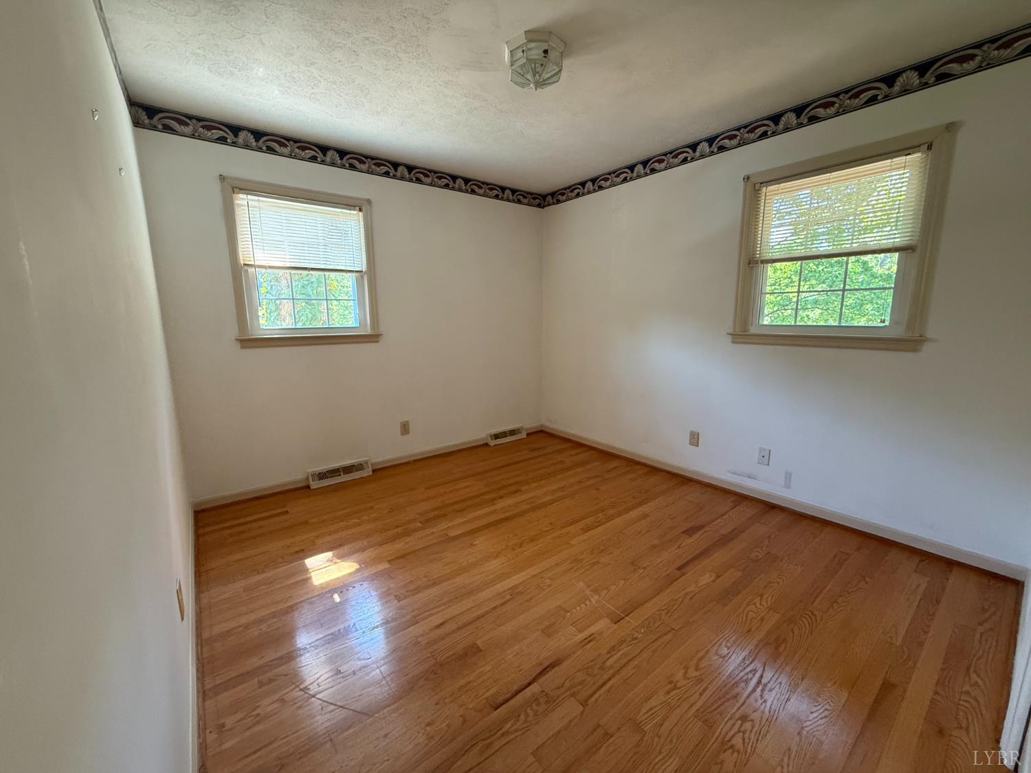 212 Chesterfield Road Lynchburg, VA 24502 - Photo 13 of 31 Gallery Image 13